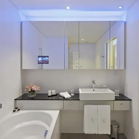 Hotel Swiss Luxury
