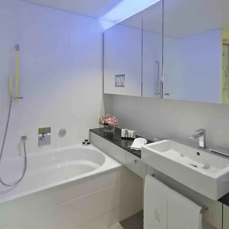 Swiss Luxury 5* Genewa